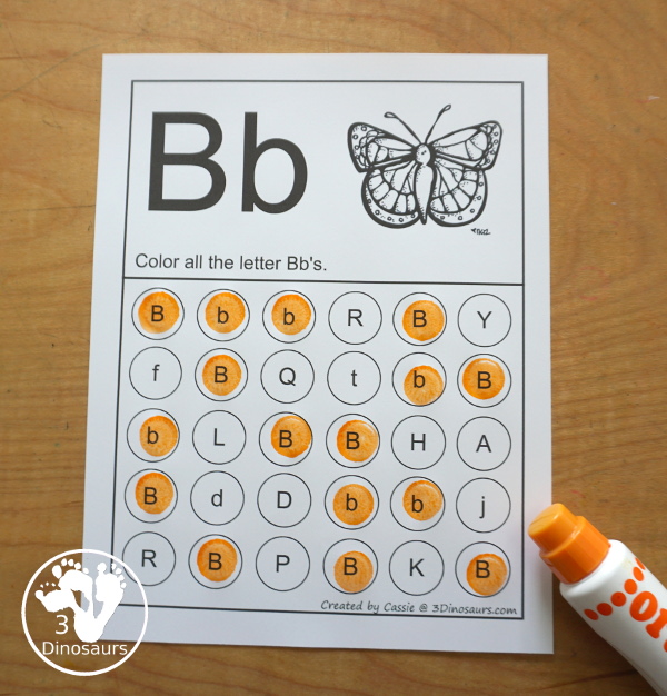 Free Life Cycle of a Butterfly Pack - a 70 page prek and kindergarten and 32 page tot and preschool pack with load of life cycle of butterfly for monarch with different pictures and activities around butterflies - 3Dinosaurs.com