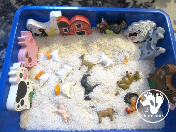 Farm Sensory Bin - a simple to put together rice and farm animals sensory bin that kids can use for sensory play. 3Dinosaurs.com